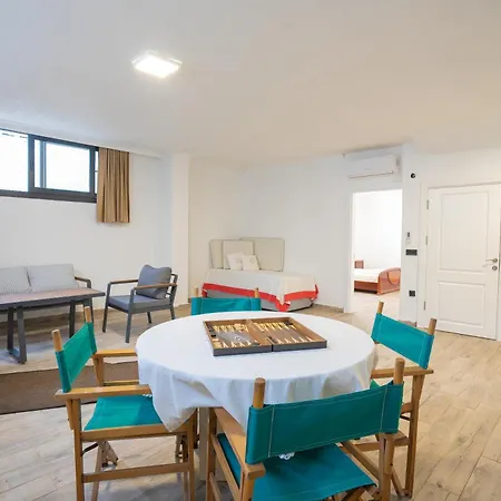 Limon Homes Dublex Daily Weekly Apartment *